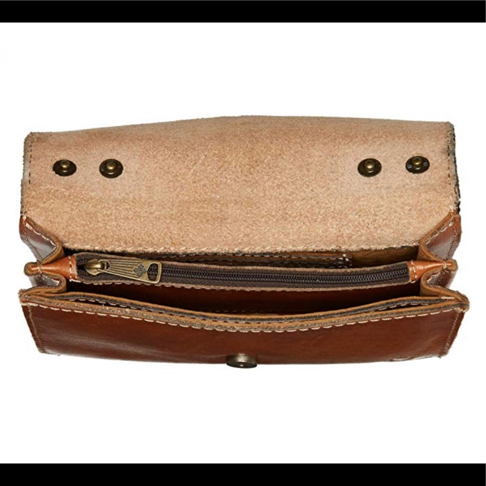 Patricia Nash Women's Torri Leather Crossbody Bag - Picture 5 of 6